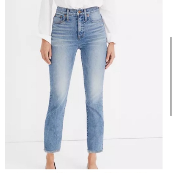 Madewell The Perfect Vintage Jean in Ainsworth Wash - Picture 3 of 8